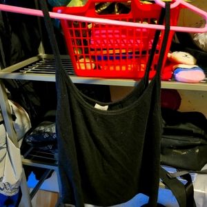 Aritzia| Wilfred crop top. Euc.